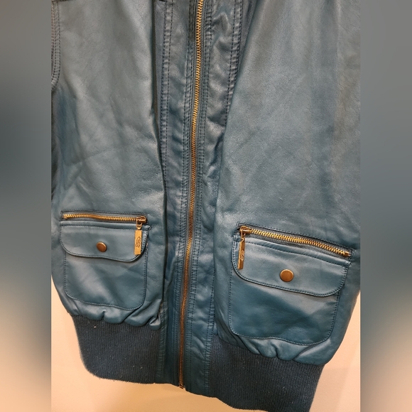 B.b. jeans leather style vest leopard print lining size xl teal chunky hardware - Picture 5 of 10